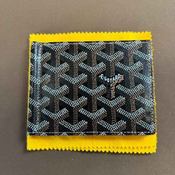Wallet - Picture 2 of 8